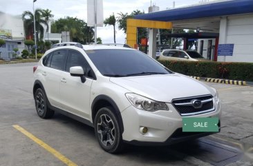 Selling White Subaru Xv in Makati