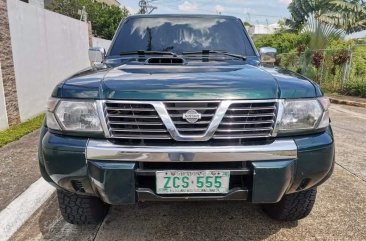 Selling Green Nissan Patrol 2001 in Quezon City