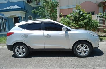 Silver Hyundai Tucson 2011 for sale in Cabuyao