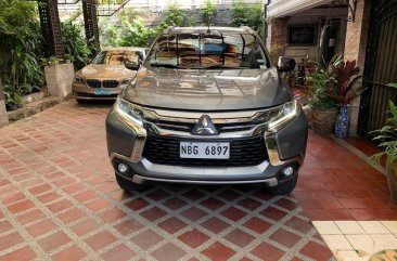 Selling Grey Mitsubishi Montero sport in Muntinlupa