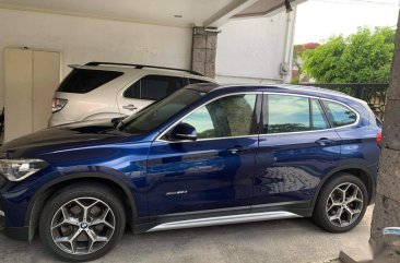 Selling Blue Bmw X1 in Parañaque