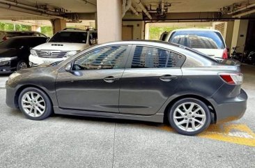 Selling Silver Mazda 3 2014 in Manila
