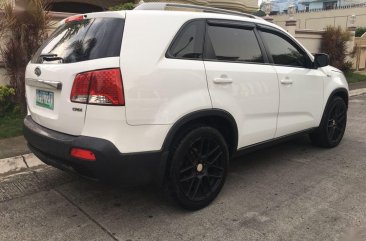 Selling White Kia Sorento 2011 in Parañaque