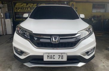 White Honda Cr-V for sale in Apalit
