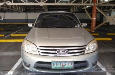 Pearl White Ford Escape for sale in Manila