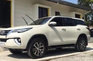 Pearl White Toyota Fortuner for sale in Parañaque