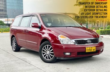 2013 Kia Carnival in Makati, Metro Manila