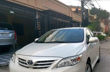 White Toyota Vios 2013 for sale in Manila