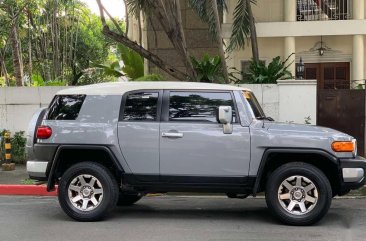 Sell Silver 2018 Toyota FJ Cruiser in Makati