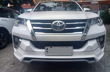 White Toyota Fortuner 2017 for sale in Bacoor