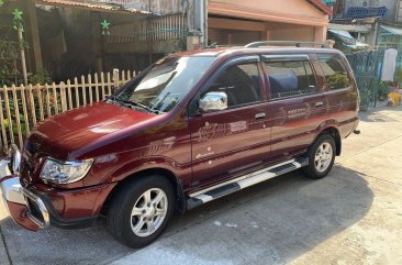 Sell Red 2013 Isuzu Crosswind in Pavia