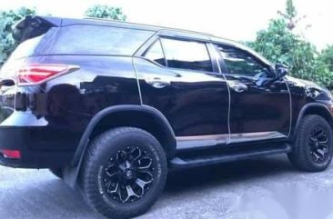 Selling Black Toyota Fortuner 2018 SUV / MPV in Manila