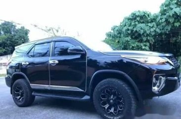 Selling Black Toyota Fortuner 2018 SUV / MPV in Manila