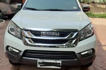 Sell Pearl White 2016 Isuzu Mu-X in Valenzuela