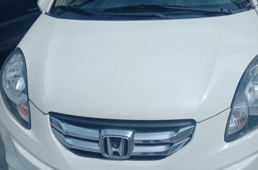 White Honda Brio Amaze 2016 for sale in Quezon City