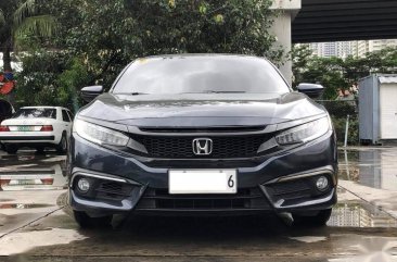 Selling Black Honda Civic 2017 in Makati