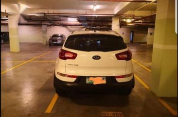 Sell White 2011 Kia Sportage in Manila