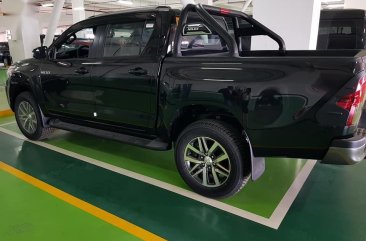 Black Toyota Hilux 2018 for sale in Manila