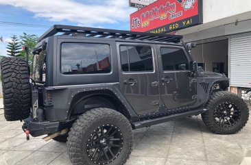 Selling Black Jeep Wrangler unlimited 2016 in Quezon City