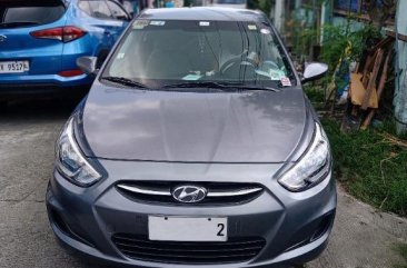 Selling Grey Hyundai Accent 2016 in Cavite