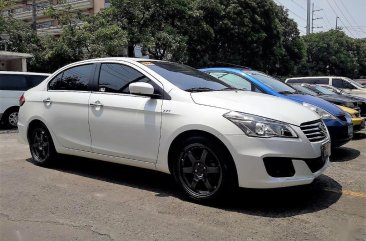 Pearl White Suzuki Ciaz 2017 for sale in Pasig