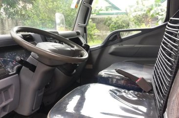 Sell White 2015 Mitsubishi Fuso in Manila