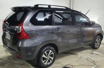 Selling Grey Toyota Avanza 2017 in Quezon City