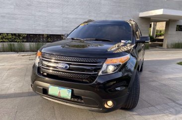 Selling Black Ford Explorer 2013 in Pasig