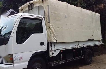 Sell White 2003 Isuzu Elf in Padre Garcia