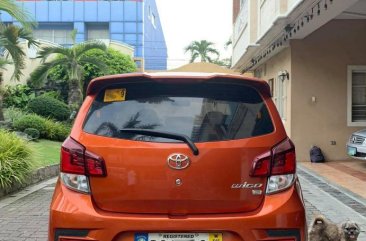 Selling Orange Toyota Yaris 2019 in Manila