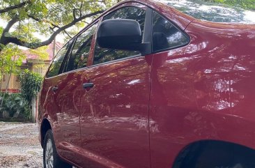 Red Toyota Innova 2012 for sale in Manila