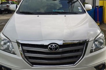 Selling White Toyota Innova 2015 in Rizal