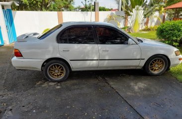 Selling White Toyota Corolla 1993 in Manila