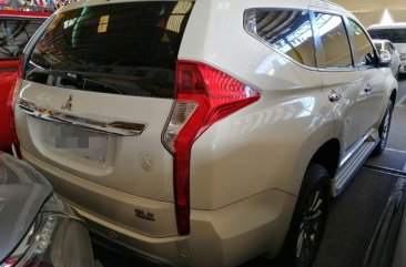 Sell White 2016 Mitsubishi Montero in Manila