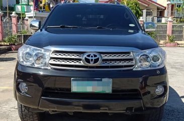 Black Toyota Fortuner 2010 for sale in Apalit