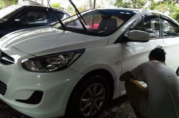 Sell White 2015 Hyundai Accent in Rizal