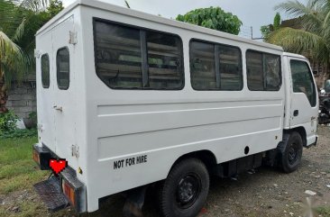 Selling White Isuzu NHR 2007 in Valenzuela