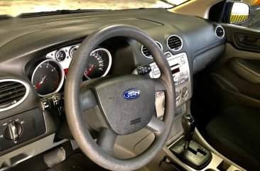 Selling Blue Ford Focus 2011 in Manila