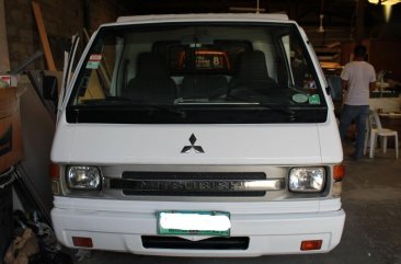 Sell Pearl White 2012 Mitsubishi L300 in Makati