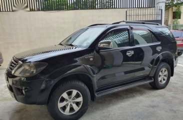 Black Toyota Fortuner 2005 for sale in Quezon