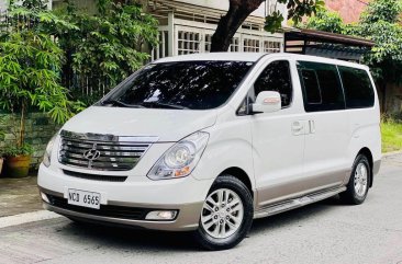 Sell White 2015 Hyundai Starex in Manila