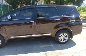 Selling Purple Toyota Innova 2017 in Manila