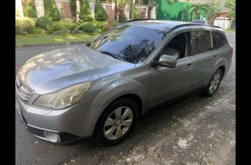 Selling Silver Subaru Outback 3.6R 2011 in Mandaluyong