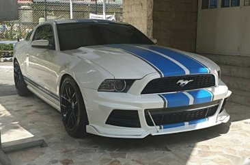 Ford Mustang V6 Auto 2013