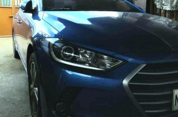 Selling Blue Hyundai Elantra 2016 in Manila