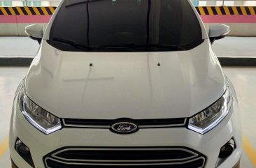 Sell Pearl White 2015 Ford Ecosport in Makati