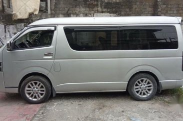 Toyota Hiace Super Grandia 2014