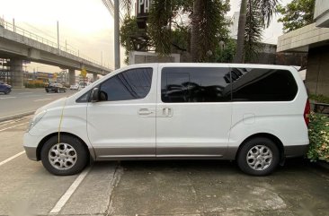 Sell White 2011 Hyundai Grand Starex in Quezon City