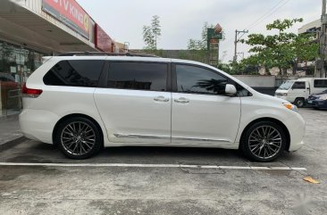 Toyota Sienna 2012