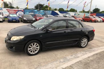 Selling Black Toyota Corolla Altis 2010 in Santa Rosa